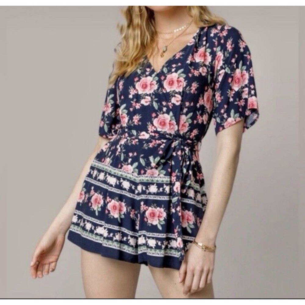 Trixxi Romper Women Small Blue Floral Short Sleeve Asymmetrical V Neck Dark Boho